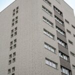 renoveeritud-kortermaja-fassaad-japest